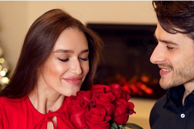Valentine's Week 2022: How to Celebrate Rose Day with Your Partner Amid Covid-19