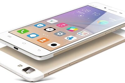 Top 10: Under-Rs 20K Android phones that can support 128 GB microSD cards