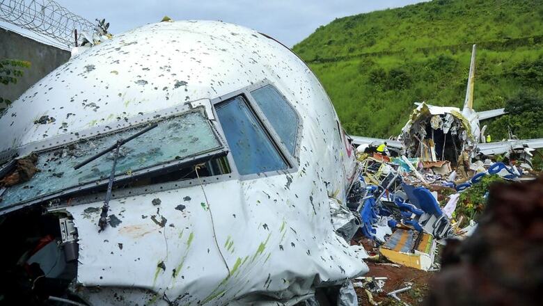 Black Boxes Recovered From Crashed Air India Express Plane in Kerala as Death Toll Rises to 18