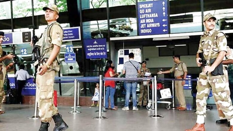 Republic Day: CISF Jawan Awarded for Saving Minor From Falling Off a Ghaziabad High-Rise