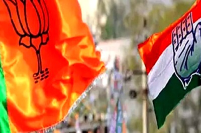 'Chaddi' War Between BJP, Cong Escalates in K'taka After Protest Against 'Saffronisation' of School Textbooks