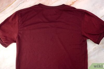 How to Fold T Shirts for Travel