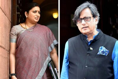What Will Scindia Say: Smriti Irani Takes a Jibe at Shashi Tharoor for 'Maharaja' Comment