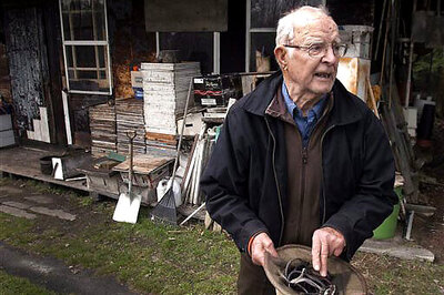 Alleged Nazi war criminal wanted by Russia dies in Quebec