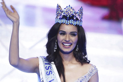 Manushi Chhillar Says She Wants to Work With Aamir Khan, Talks About Bollywood Plans