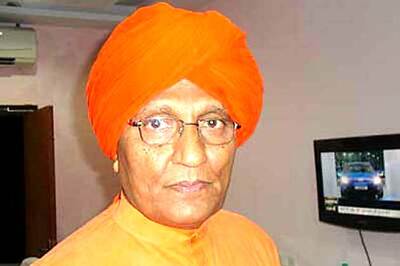 Maoists ready for talks, counter-violence will further escalate tension: Agnivesh