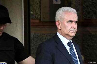 Bosnia president, charged with graft, freed from jail