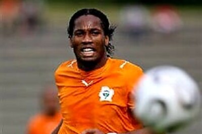 Villa hold Chelsea, Liverpool lose