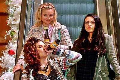 A Bad Mom's Christmas Review: These Moms Needed to be ‘Badder’ for This Film to Truly Fly