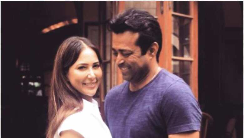 Watch: Lovebirds Kim Sharma, Leander Paes Hold Hands During Outing