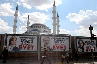 'Evet' or 'Hayir'? That's the Question in Polarised Turkey