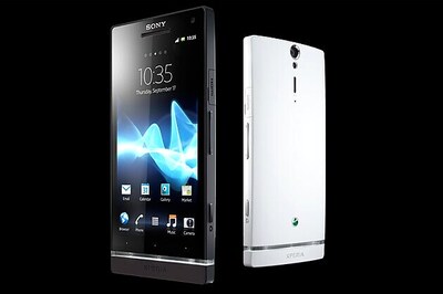 Review: Sony Xperia S scores on design