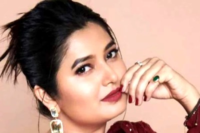 On Her Latest Post, Marathi Actress Prajakta Mali Receives Proposal From Fan