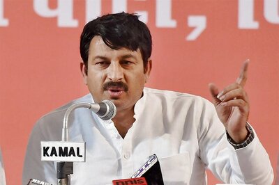 BJP Leader Manoj Tiwari Invites CM Arvind Kejriwal, Delhi Congress Chief for Debate on CAA