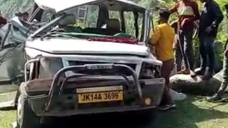 J&K: 4 Killed, 7 Injured as Passenger Vehicle Rolls Down Deep Gorge in Poonch