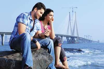 Neil Nitin Mukesh finally kisses Deepika Padukone