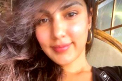 Rhea Chakraborty Shares Encouraging Message on Instagram, Says 'Rise and Shine'