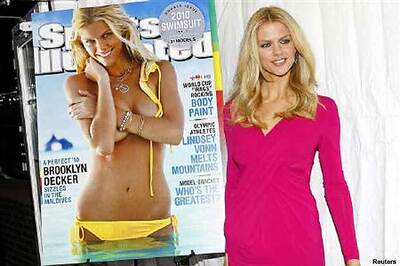 Bikini-clad wife puts Roddick in the shade