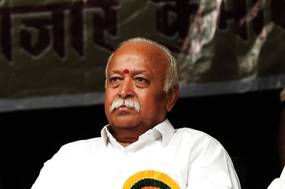 Cow Worshippers Don't Turn Violent Even When Feelings are Hurt: Bhagwat