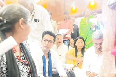 Capital Chaos: TMC-BJP Rivalry Reaches Delhi as Both Trade Blows Over MGNREGS Funds in Run-Up to 2024