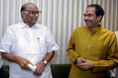 Pawar Meets CM Uddhav Thackeray, Discusses Covid-19 Situation and Maratha Reservation, Say Sources