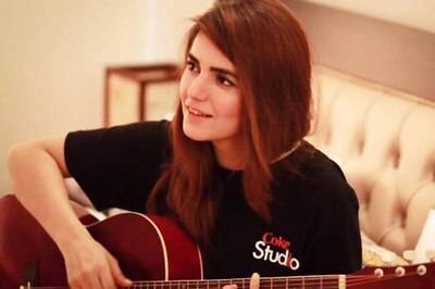 Momina Mustehsan Works with Arjun Kanungo for Debut Single