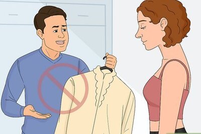 Should My Boyfriend Tell Me What to Wear? 3 Reasons Why He Shouldn't