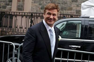 Alec Baldwin marries fiancee Hilaria Thomas