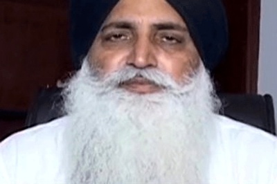 Video of Former Shiromani Akali Dal MLA Threatening Dy Commissioner Goes Viral