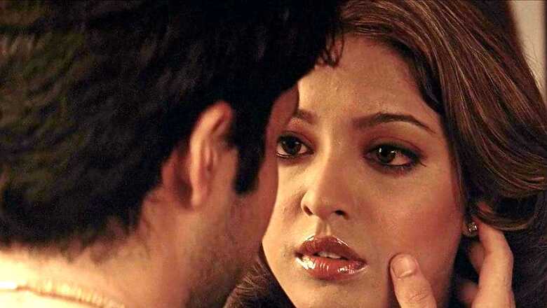 Tanushree Dutta Recalls 'Awkward' Kisses With Emraan Hashmi: 'He Is Not The Most Comfortable Kisser'