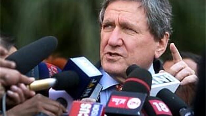 Holbrooke apologises to India for Kabul attack remark