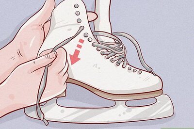How to Decorate Ice Skates