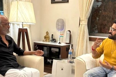 Rajinikanth Fans Spot 'Middle-Class' Mosquito Bat in His Viral Pic With Kantara Star Rishabh Shetty