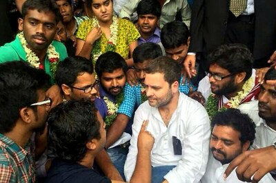 Rahul Gandhi blames university VC, Bandaru for Dalit student's death