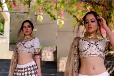 Urfi Javed Ditches Bizarre Outfits For Prettiest Lehenga, Fans Admire Her ‘Poo Bani Parvati’ Look