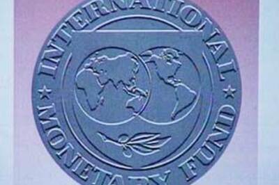 IMF approves $ 38-billion loan to Greece