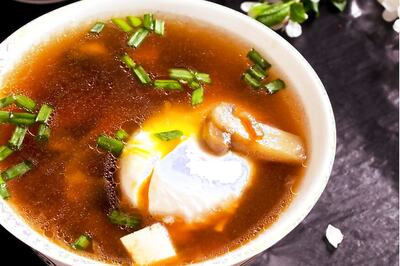 Japanese 'Naked Restaurant' To Ban Overweight Diners