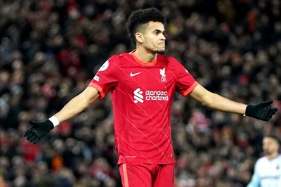 Dynamic Diaz offers Liverpool Fresh Dimension