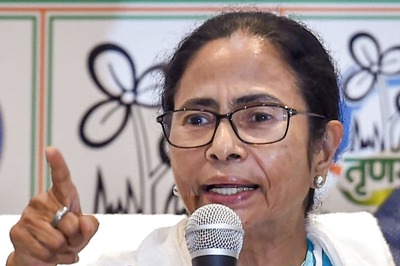 Mamata Banerjee’s Messaging on Killing of 5 Bengal Labourers in Kashmir Counters BJP’s Article 370 Narrative