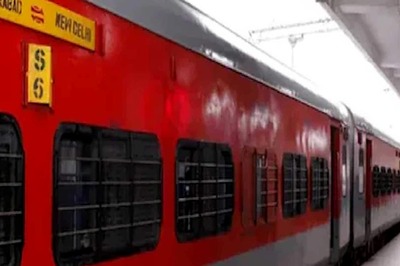 North Western Railway Will Increase Number of Temporary Coaches in These Trains