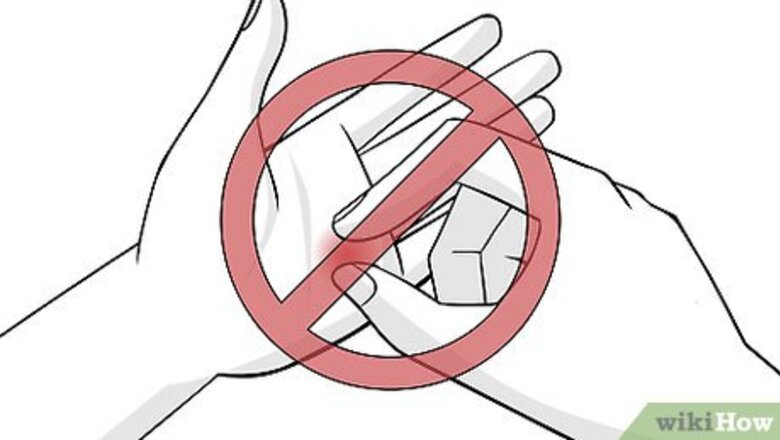 How to Remove a Splinter with Baking Soda
