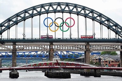 UK eases immigration rules for elite overseas graduates