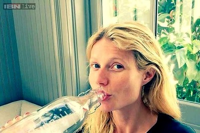 Gwyneth Paltrow posts no-make up selfie on Twitter