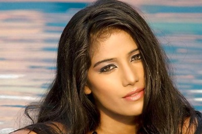 Poonam Pandey Booked by Mumbai Police for Violating Lockdown Norms