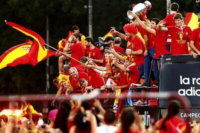 Spain celebrates Euro triumph