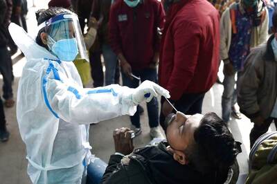 Precaution Dose Will be Same Vaccine as Previous Two Jabs, Says Govt; Maha, Delhi Emerge as 'States of Concern'