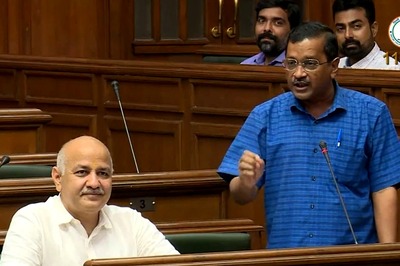 Delhi Assembly Updates: AAP MLA Shows Wads of Cash in House, Claims Pvt Contractor Tried to Bribe Him