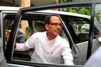 Panned on Social Media, Shivraj Singh Chouhan Orders Probe Into Brutality Against Farmers in Tikamgarh