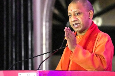 How ‘Hindutva Icon’ Yogi Adityanath is Scripting New Narrative of 'Vikas’ with UP Global Investors Summit