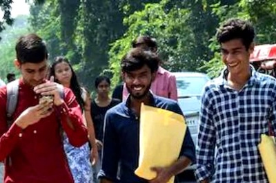 CUET-UG 4th Phase: Students Claim Centres Changing at Last Minute, Seek Clarity on Retest